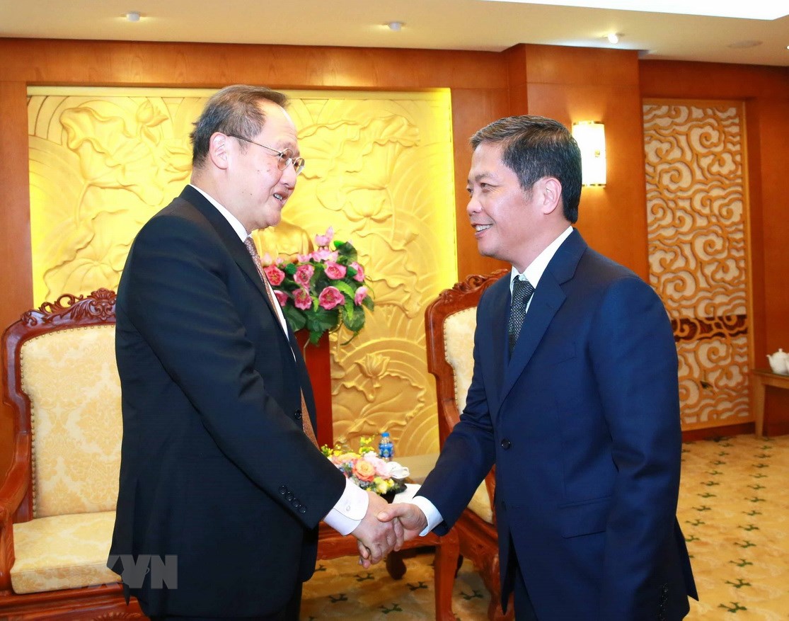 Le Vietnam promeut la coopération multiforme avec Singapour et l Australie
