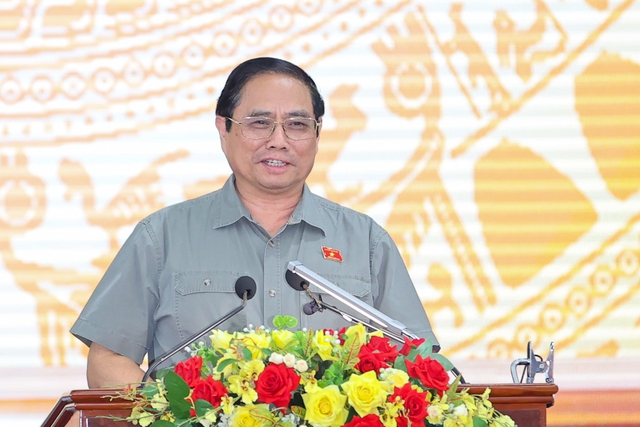 Le PM Pham Minh Chinh exhorte à accélérer les projets d’autoroutes dans le delta du Mékong