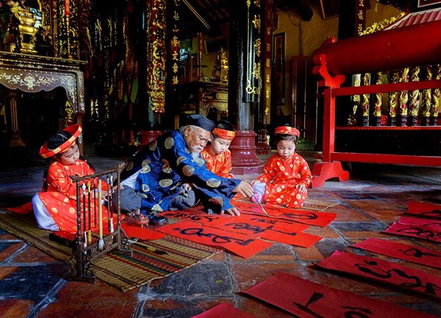 Nécessité de préserver et de promouvoir les valeurs traditionnelles du Vietnam dans un nouveau contexte