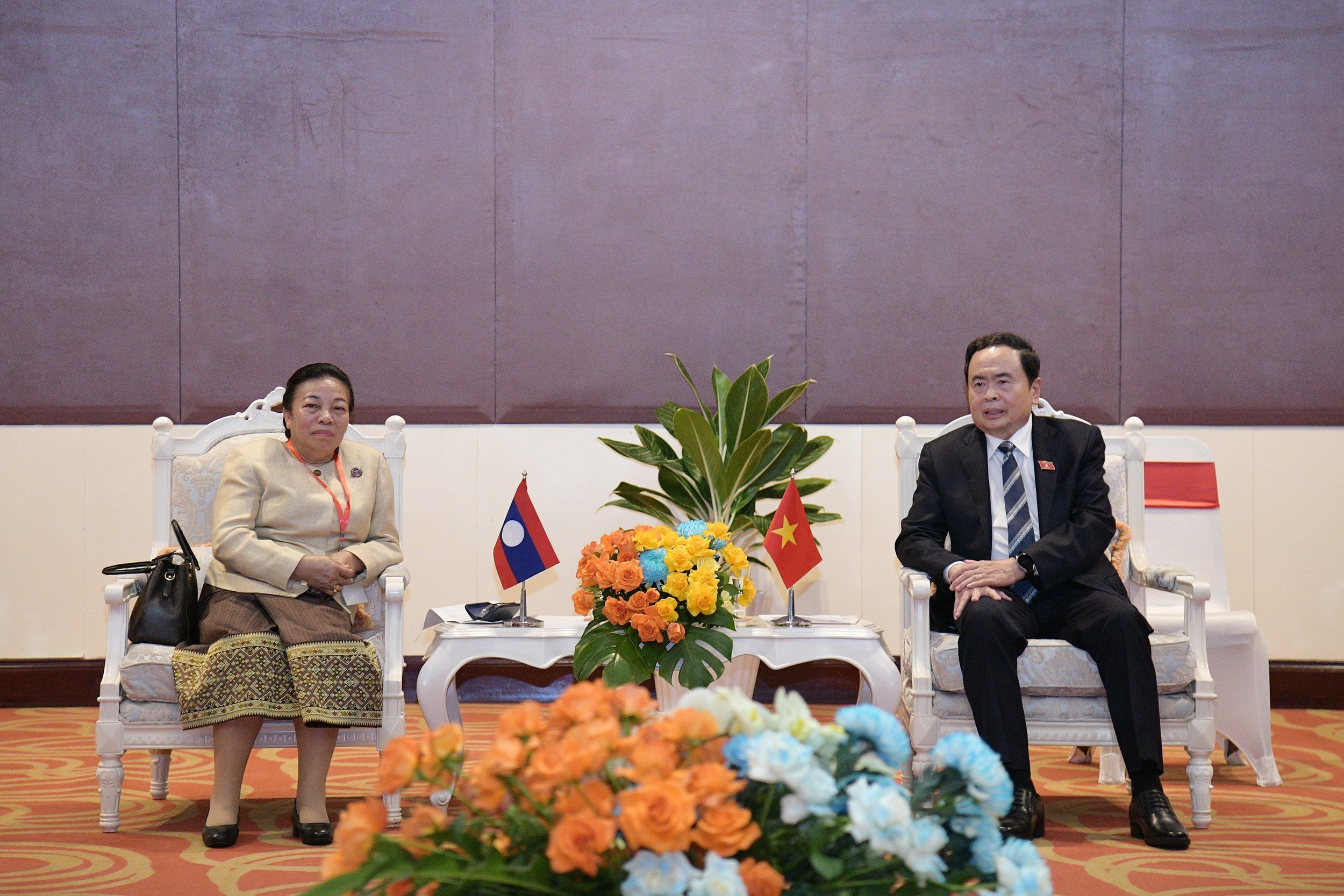 Les vice-présidents des Assemblés nationales du Vietnam et du Laos se rencontrent au Sud