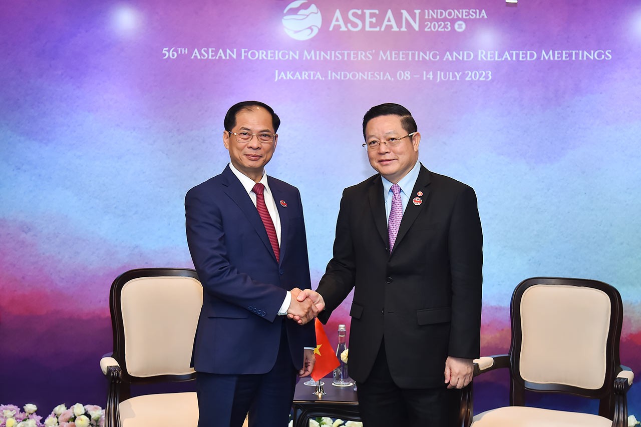Le secrétaire général de l’ASEAN salue les contributions actives du Vietnam