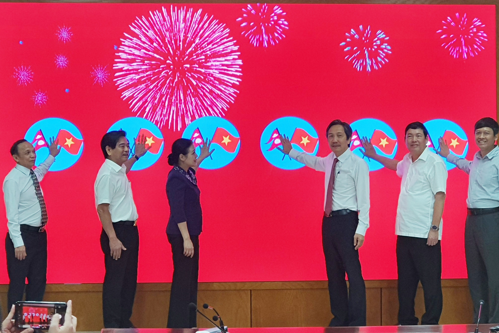 Inauguration du site web de l Association d amitié Vietnam-Népal