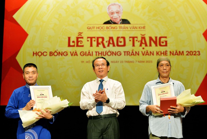 Première cérémonie de remise du prix Tran Van Khe à Ho Chi Minh-Ville