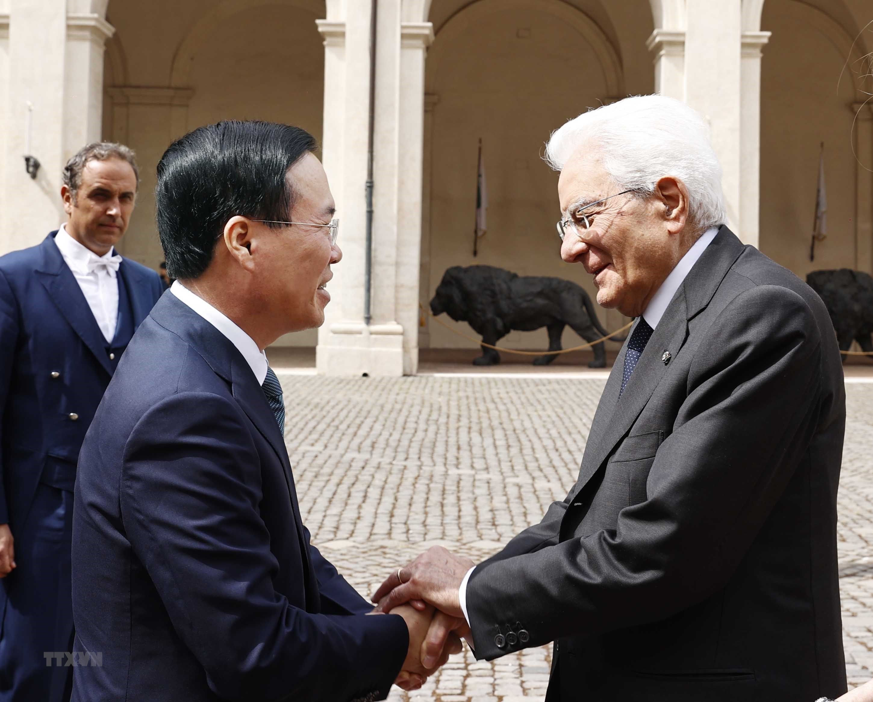 La visite du président vietnamien Vo Van Thuong resserre les relations bilatérales, selon des médias italiens
