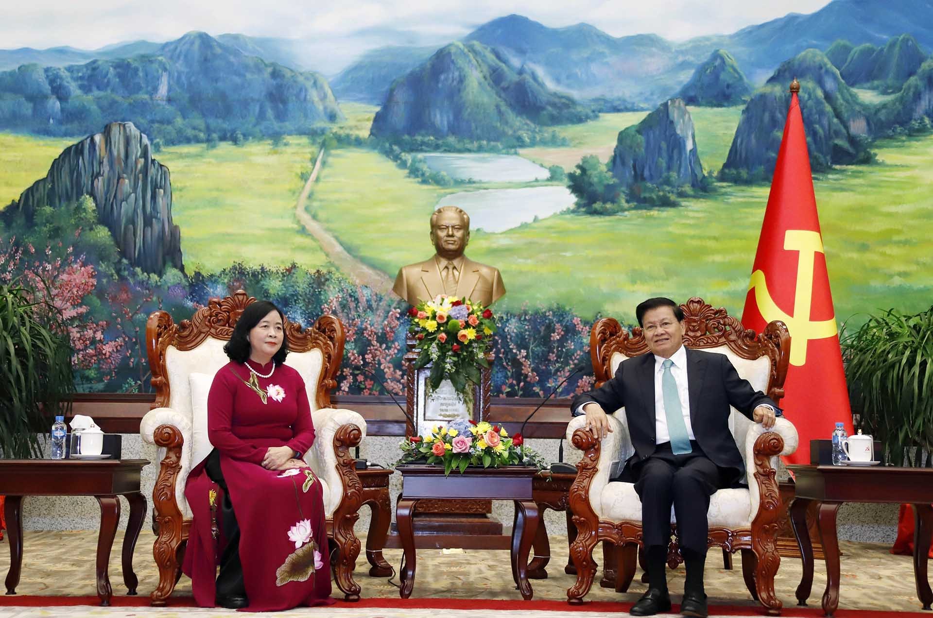 Une délégation de haut rang du PCV en visite de travail au Laos