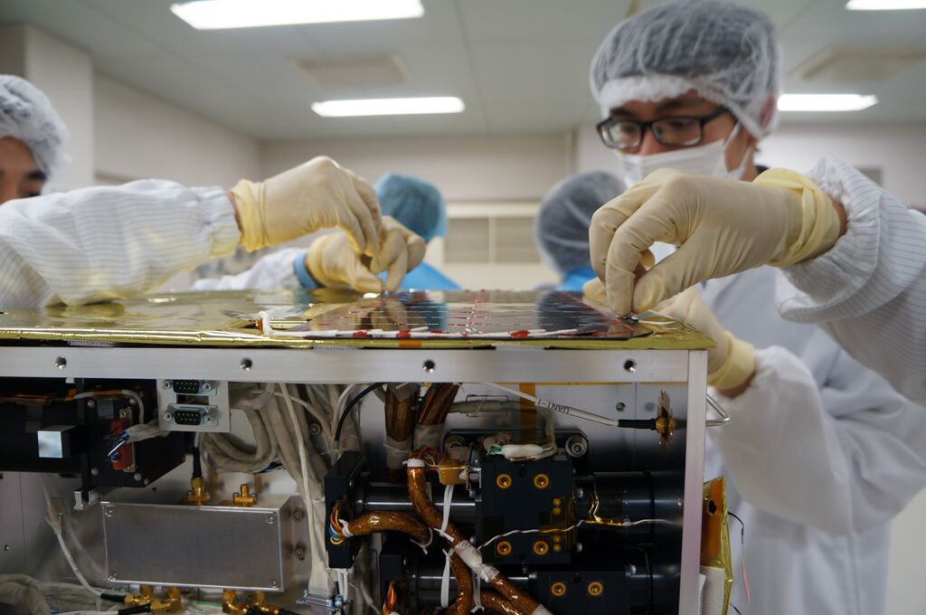 Le groupe russe Stilsoft veut coopérer avec le Vietnam dans le domaine du satellite