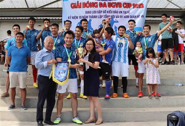 Tournoi de football communautaire des Vietnamiens en Belgique