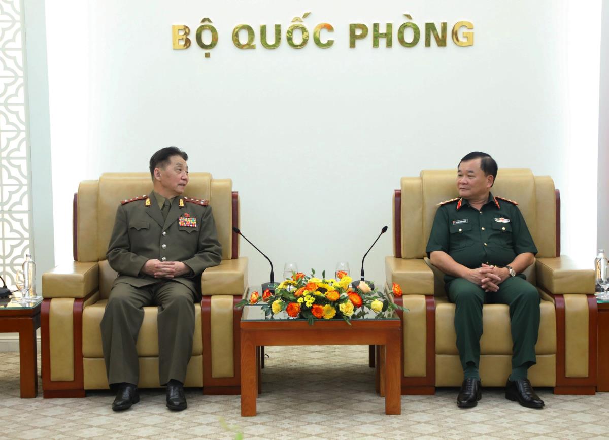 Le Vietnam et la RPDC renforcent leur coopération en matière de défense