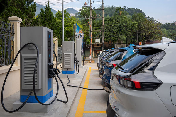 L ère des véhicules électriques crée de nouvelles opportunités commerciales