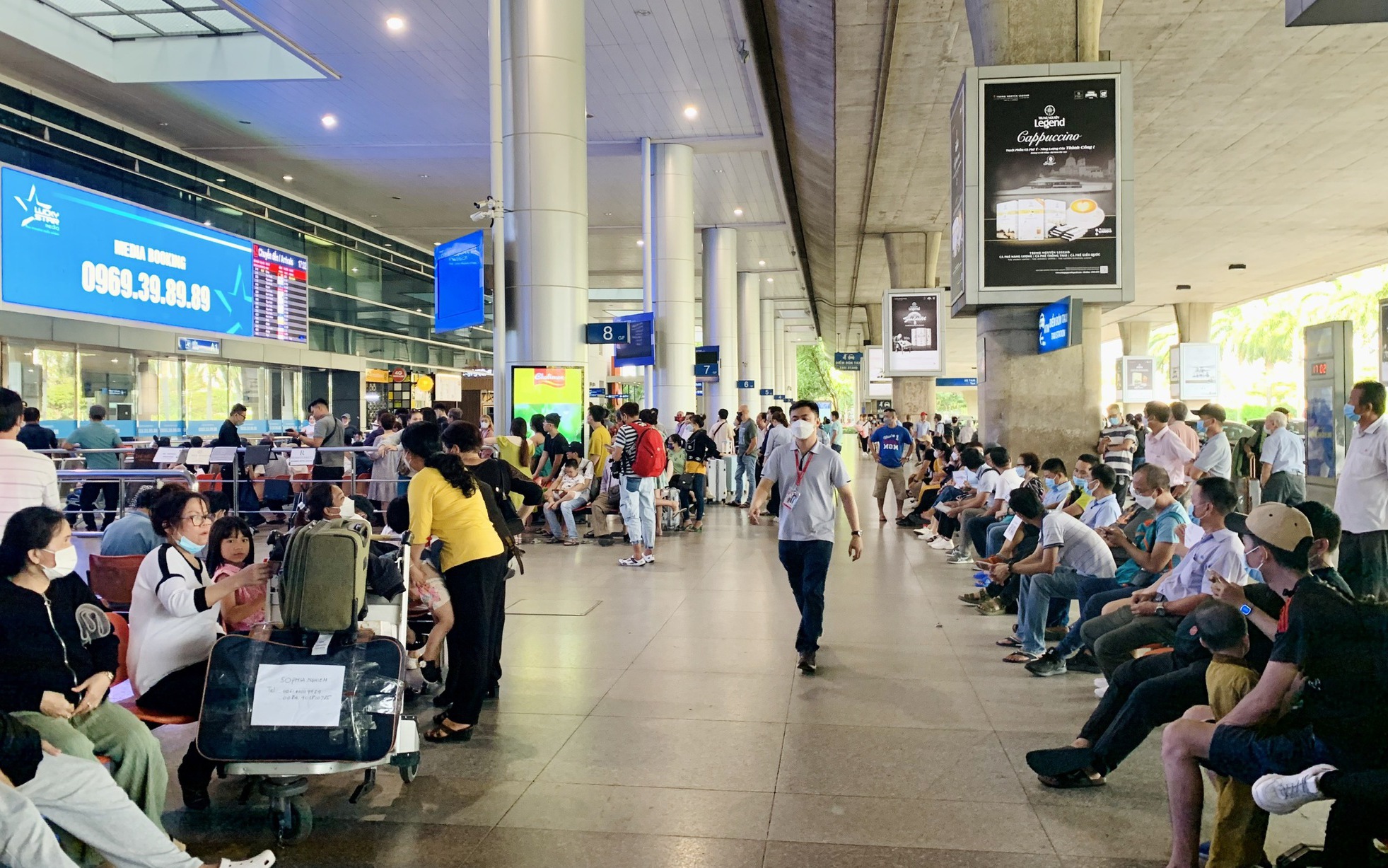 Les compagnies aériennes offriront plus d un million de sièges pendant les vacances de la Fête nationale