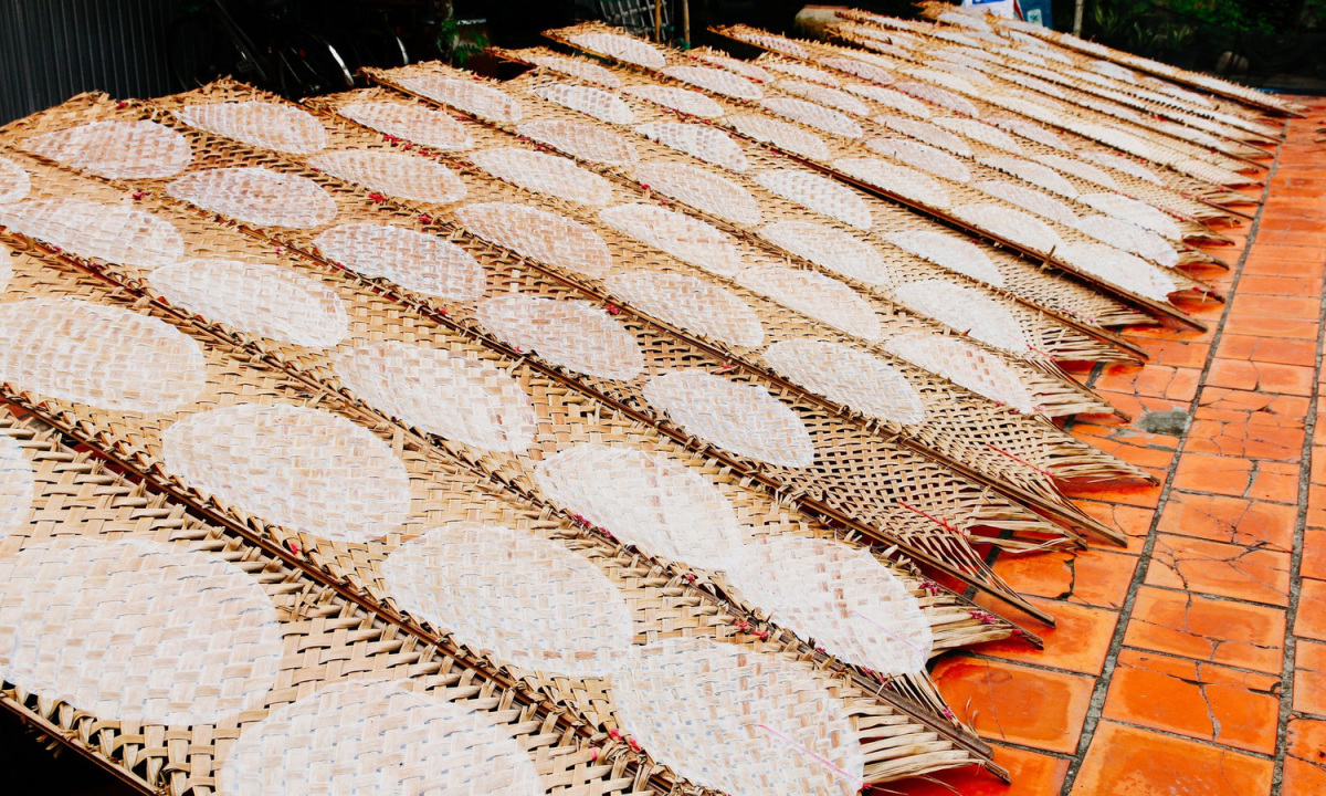 Village artisanal de papier de riz à Can Tho un héritage centenaire