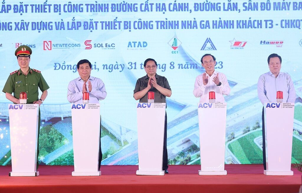 Lancement des travaux des aéroports de Long Thành et Tân Son Nhât