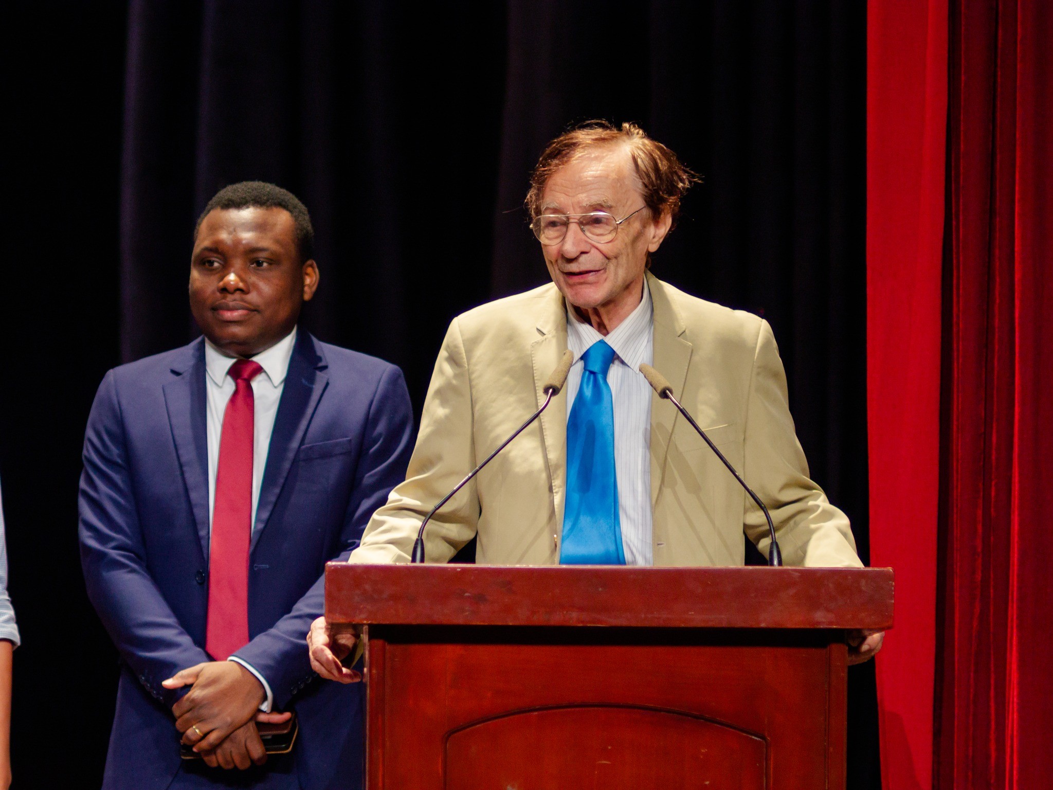 Un Français aide les étudiants vietnamiens à réaliser leurs rêves