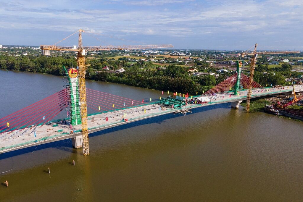 Le Premier ministre demande d accélérer les projets de transport nationaux importants