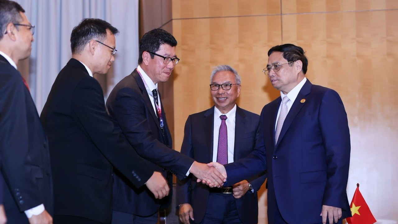 Le Premier ministre reçoit les géants économiques de l’Indonésie à Jakarta