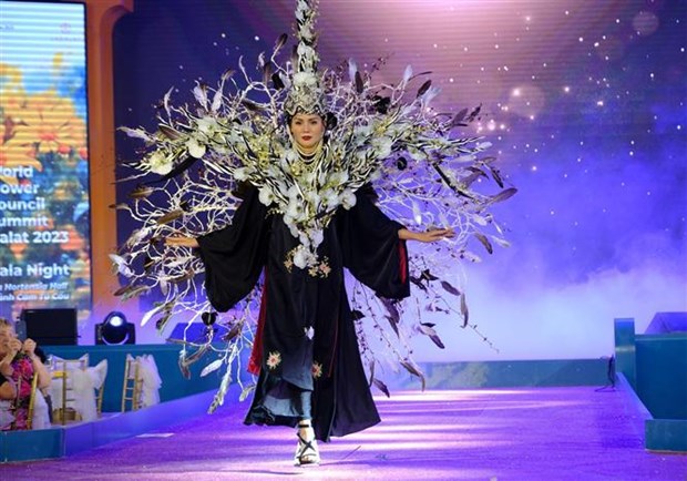 Le Vietnam triomphe au Sommet mondial du Conseil mondial des fleurs 2023