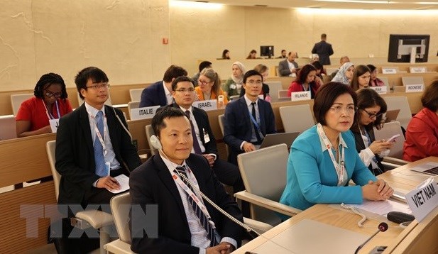 Le Vietnam appelle à garantir les droits de l homme pour le développement durable