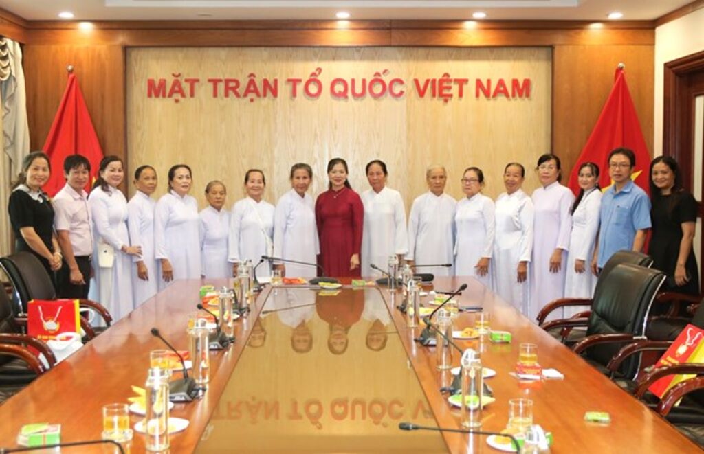 Promouvoir le rôle des religions dans le développement national