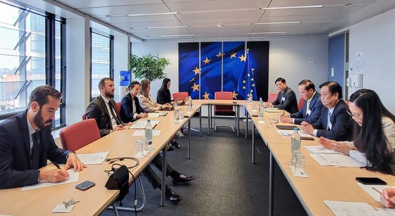 Pêche la CE affirme son engagement à soutenir le Vietnam dans le développement vert et durable