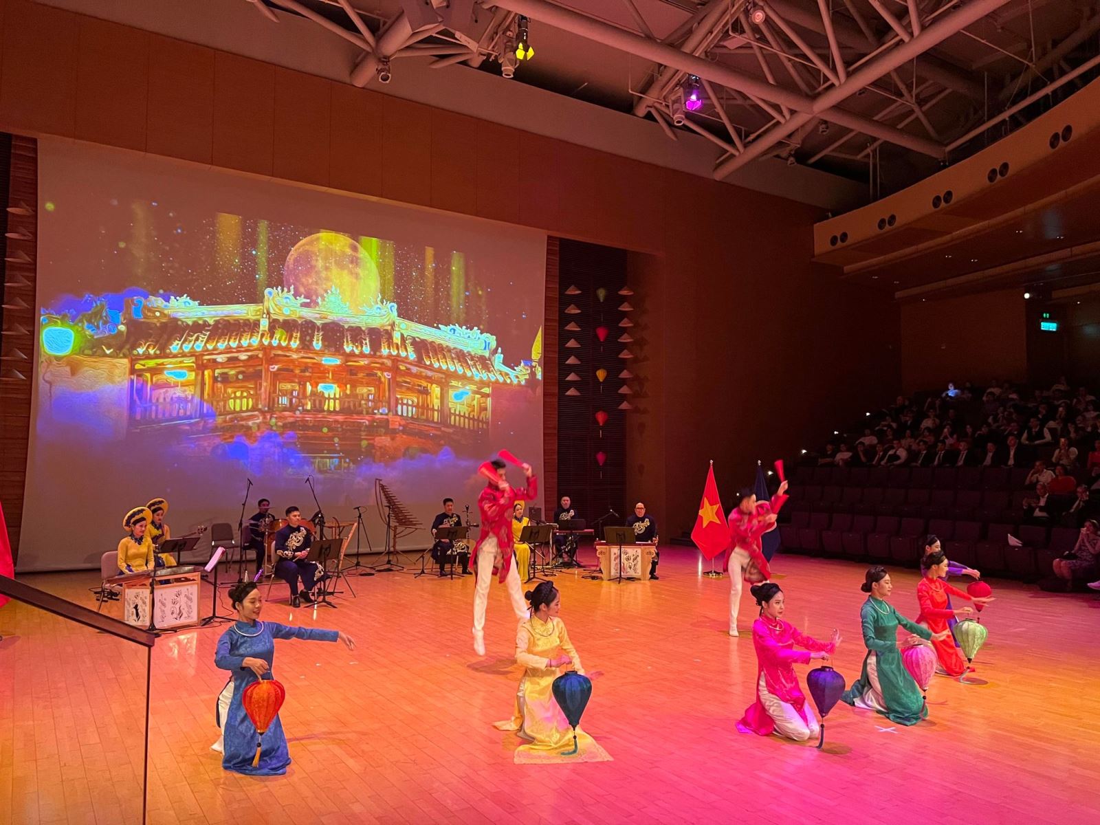 Journée diplomatique et culturelle du Vietnam à Hong Kong Chine