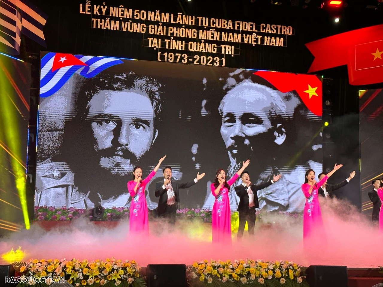 Célébration du 50e anniversaire de la visite du leader Fidel Castro à Quang Tri