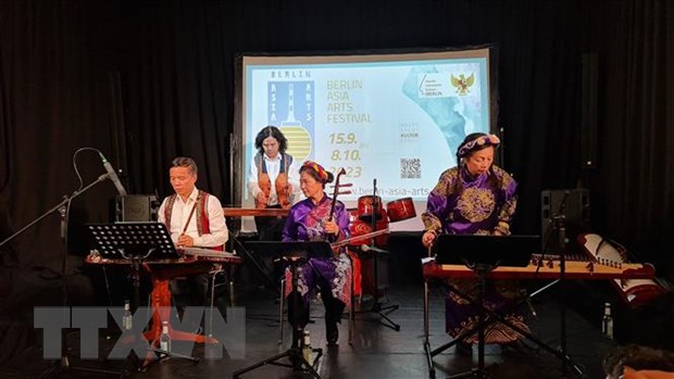 Des performances musicales traditionnelles du Vietnam présentées à Berlin