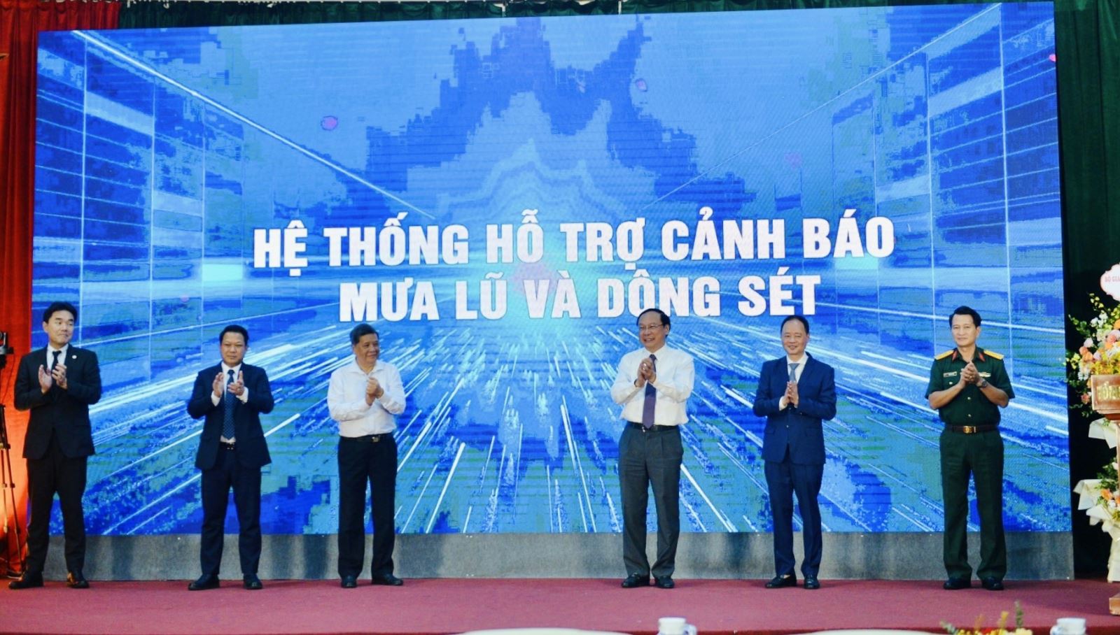 Le système d’alerte précoce aux orages et inondations fait ses débuts