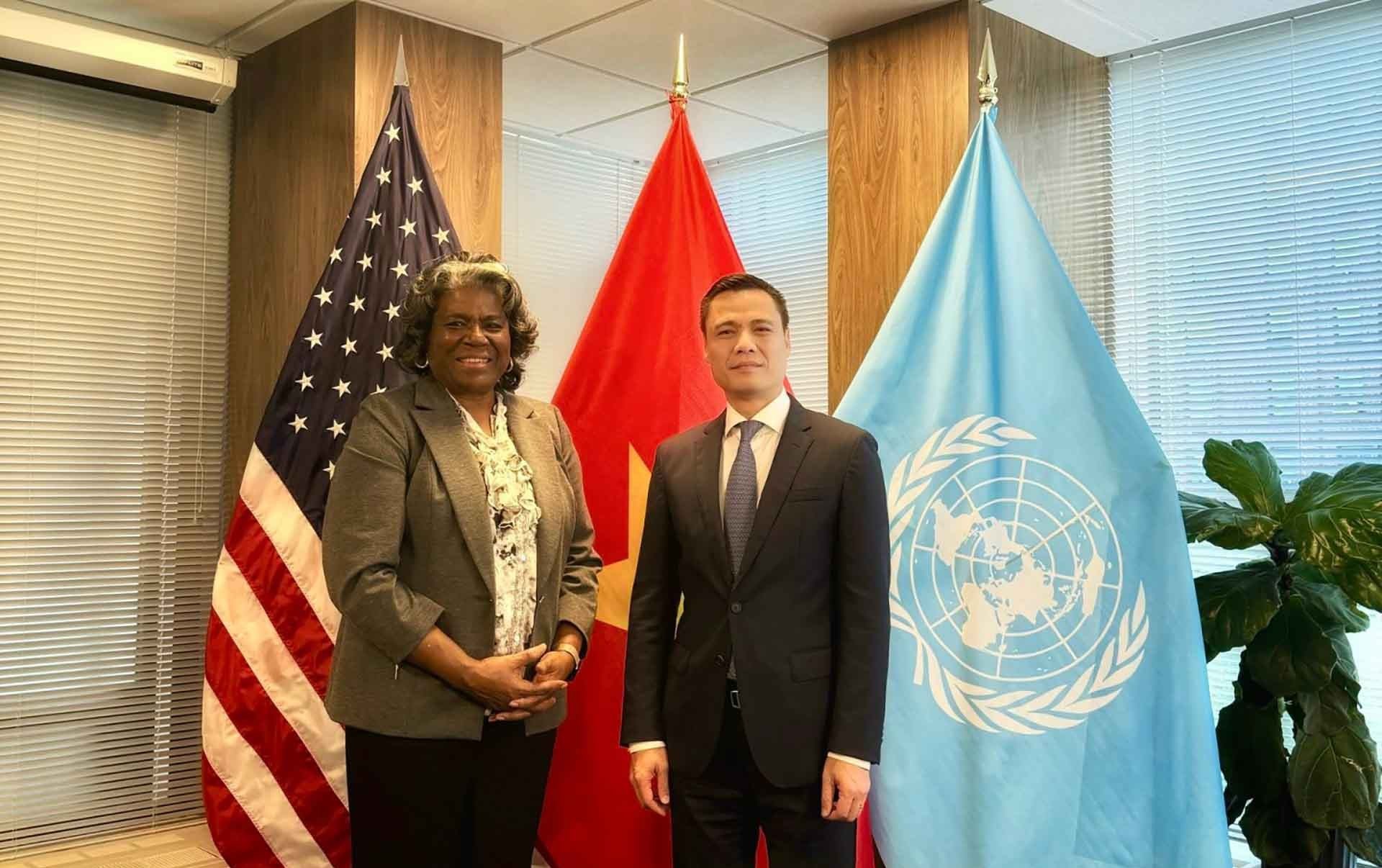 Le Vietnam et les États-Unis resserrent leur coopération sur les questions mondiales