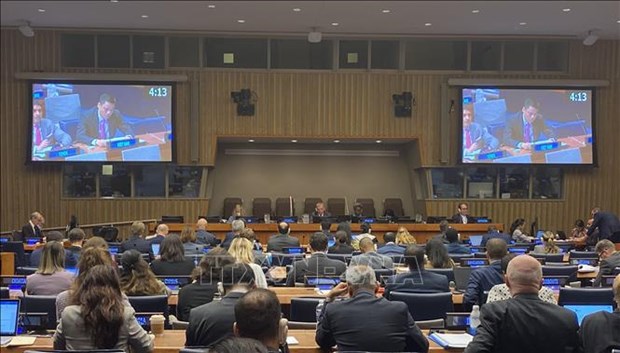 Le Vietnam appelle la communauté internationale à promouvoir un désarmement complet et absolu