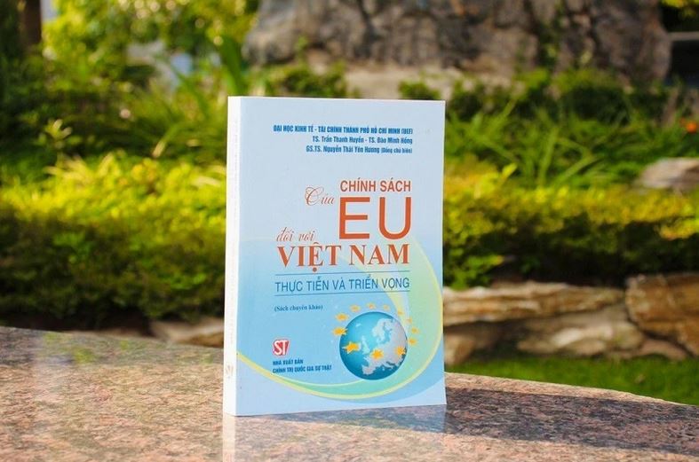 Publication du livre Les politiques de l UE à l égard du Vietnam  pratiques et perspectives
