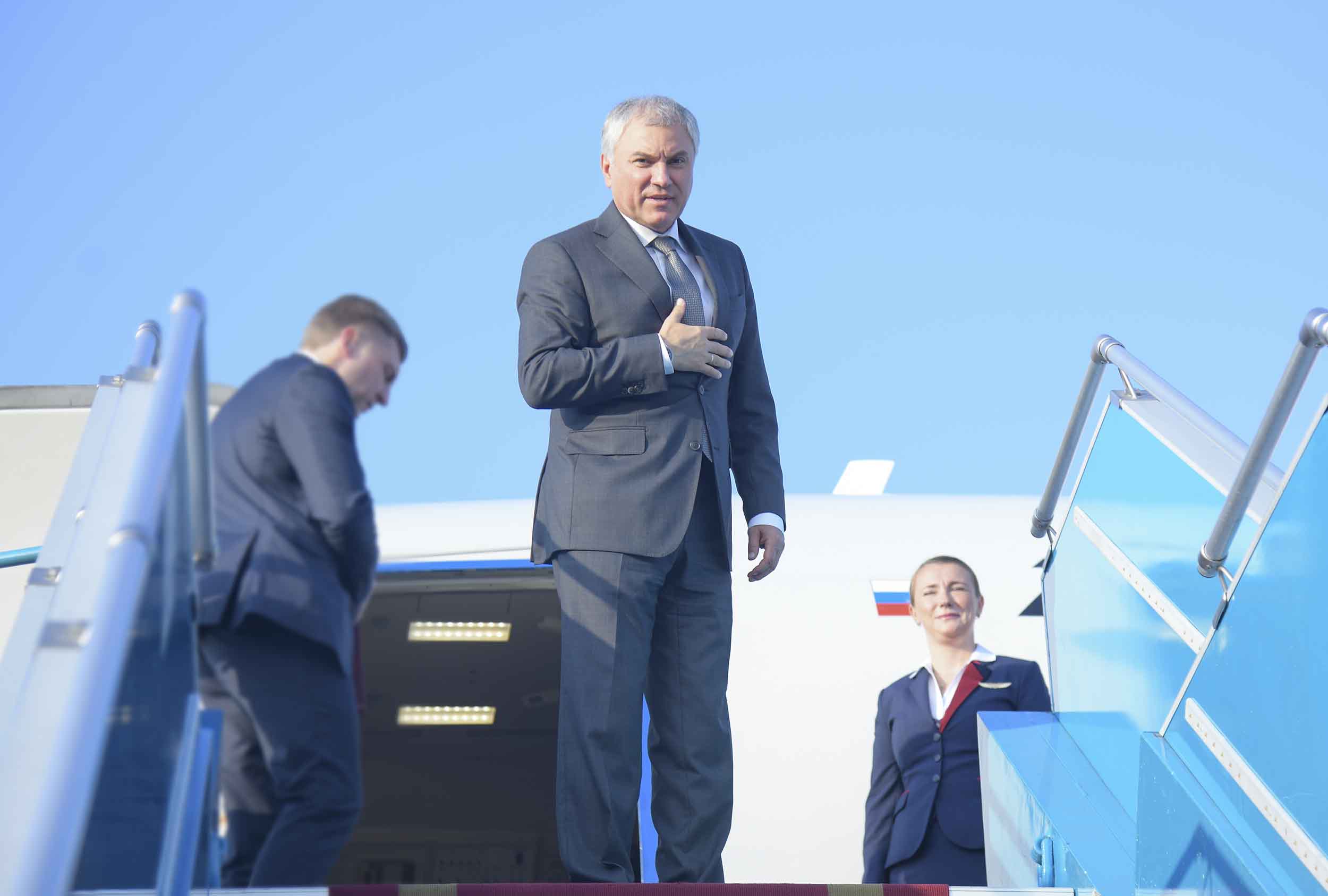 Le président de la Douma d État russe termine sa visite officielle au Vietnam