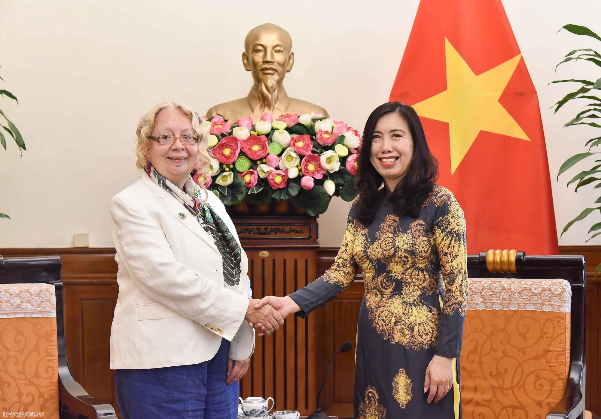 La diplomate vietnamienne reçoit la directrice générale de l ONU à Genève
