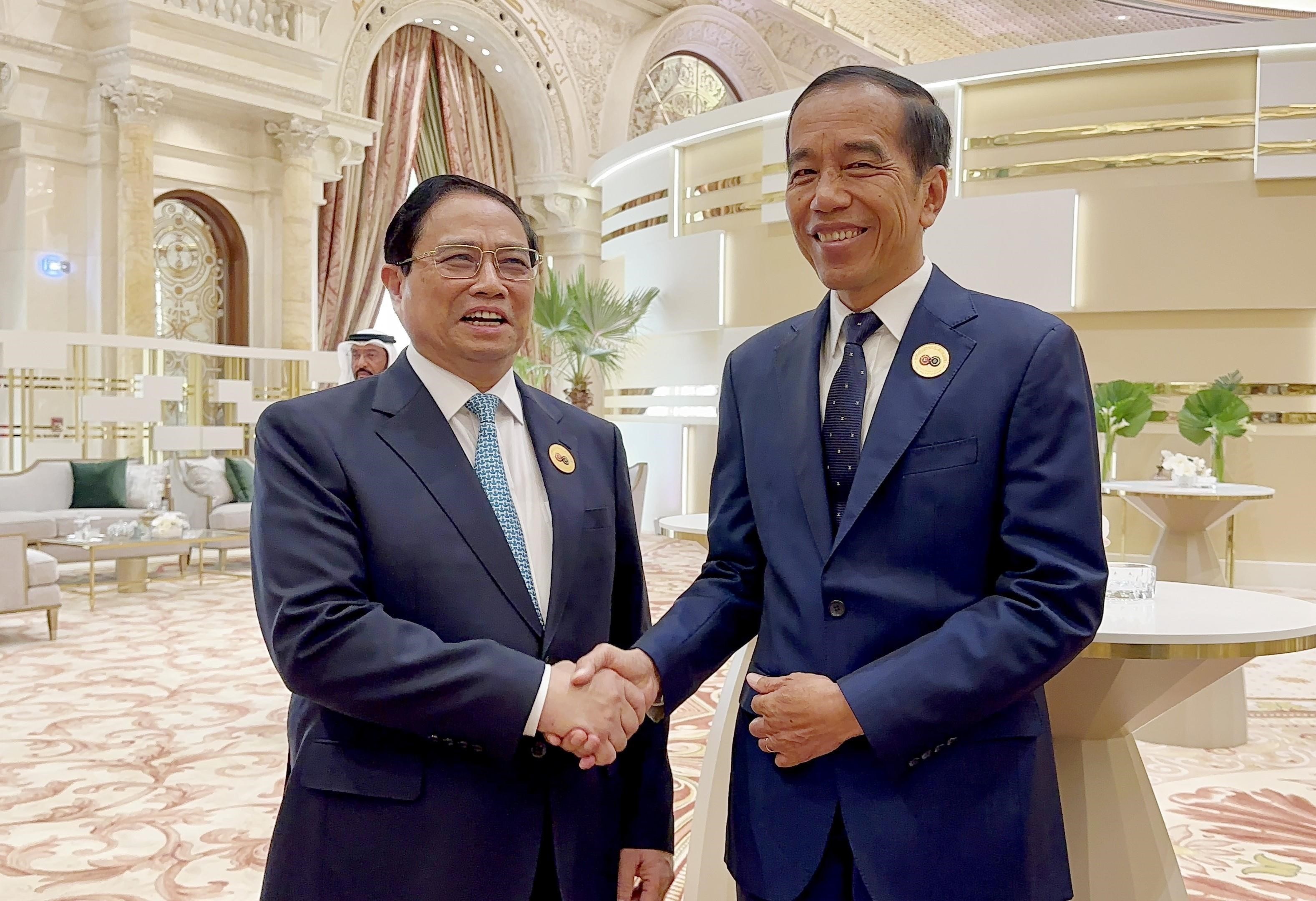 Le Premier ministre Pham Minh Chinh rencontre les dirigeants des pays membres de l’ASEAN