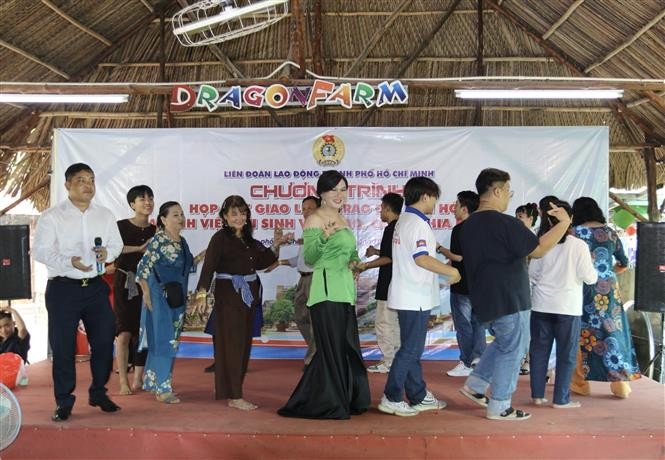 Un programme renforce l’amitié Vietnam – Laos – Cambodge
