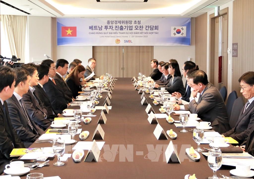 Connexion d investissement entre Long An et des entreprises sud-coréennes