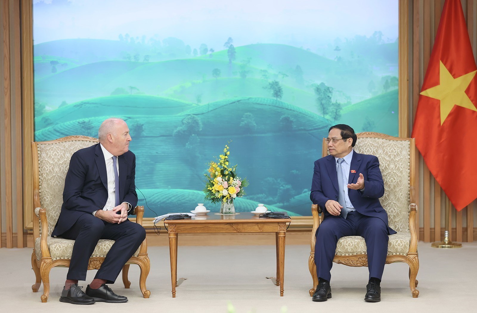 Le Premier ministre Pham Minh Chinh applaudit l expansion des investissements de John Swire  Sons