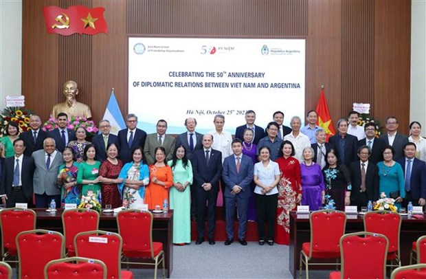 Célébration du 50e anniversaire de l établissement des relations diplomatiques Vietnam-Argentine