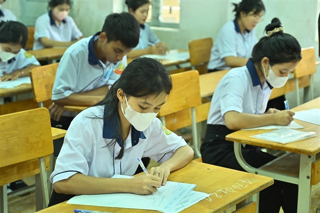 Une éducation globalement innovante, une formation par la promotion des études