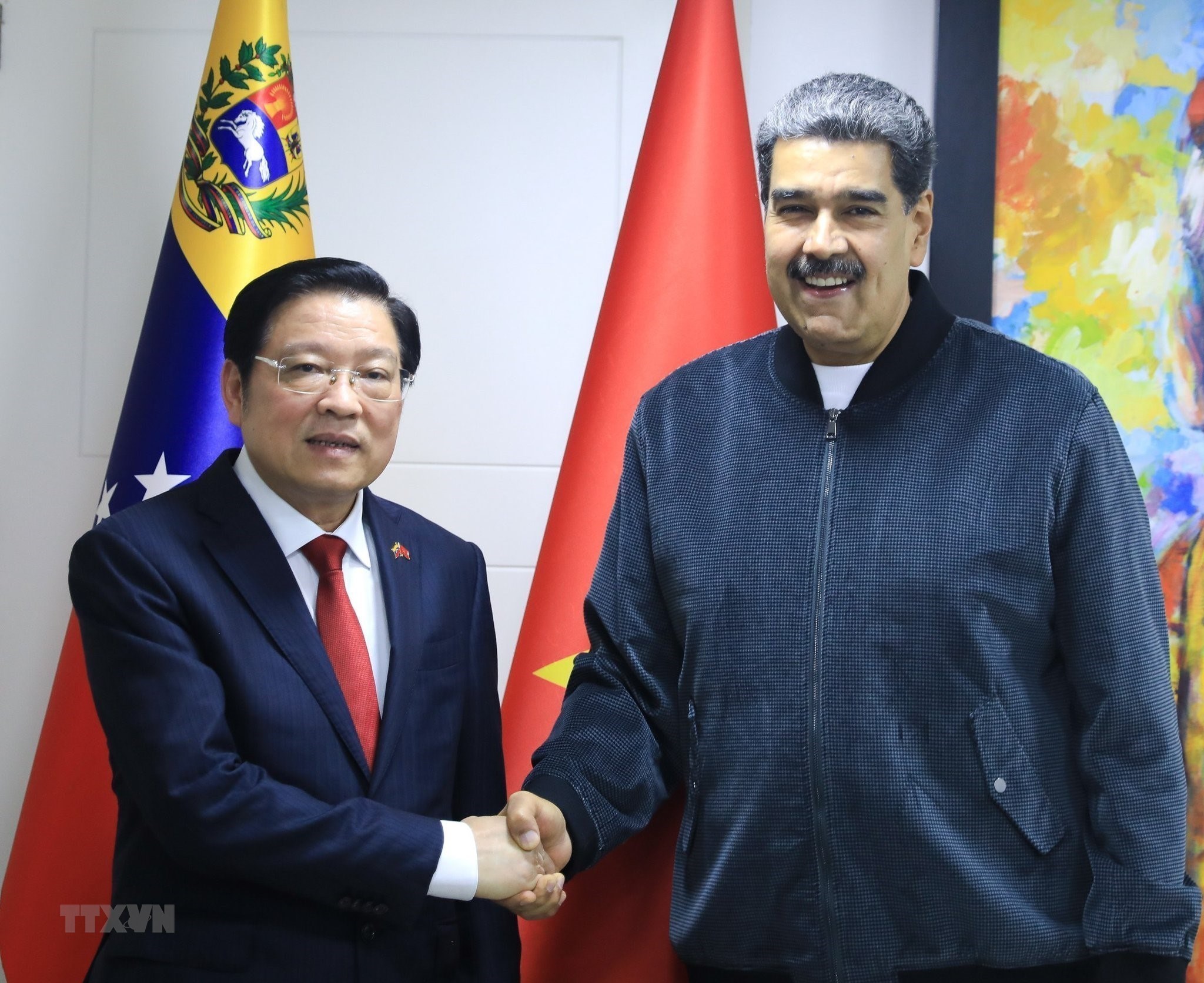 Une délégation du PCV effectue une visite de travail au Venezuela