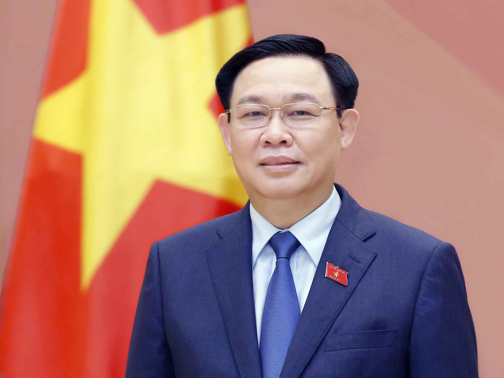 Le président de l’AN Vuong Dinh Hue salue l’adoption par la Belgique d’une résolution en faveur des victimes de l’agent orange