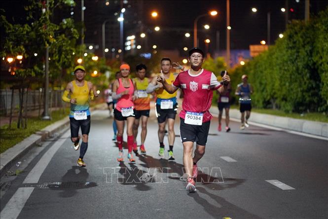 10 000 coureurs participeront au marathon nocturne de Ho Chi Minh-Ville