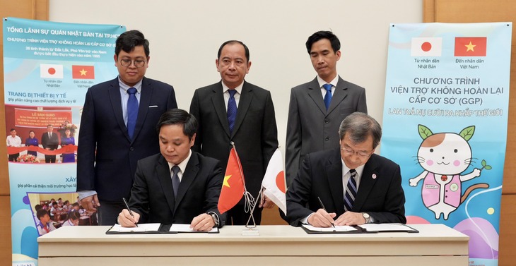 Aides non remboursables japonaises à trois projets à Hô Chi Minh-Ville et Cà Mau