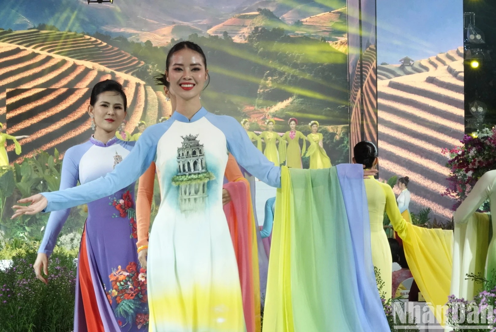 Hô Chi Minh-Ville Ouverture de la Fête de l áo dài 2023