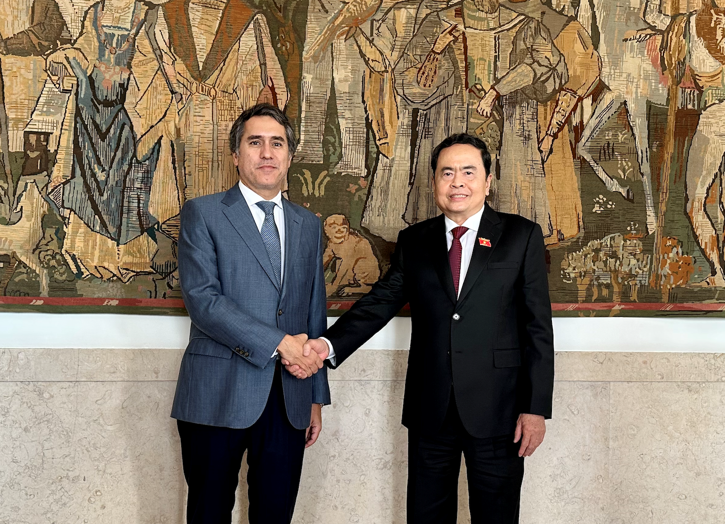 Le Vietnam et le Portugal s efforceront de porter le commerce bilatéral à un milliard de dollars