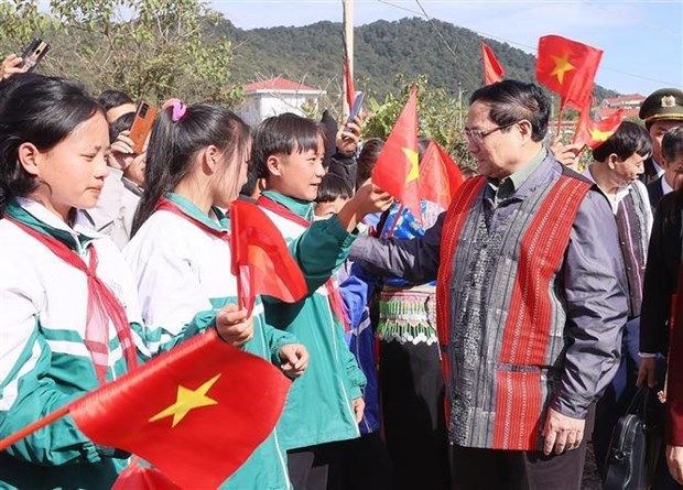 Le PM Pham Minh Chinh assiste à la Fête de la grande union nationale à Lai Châu