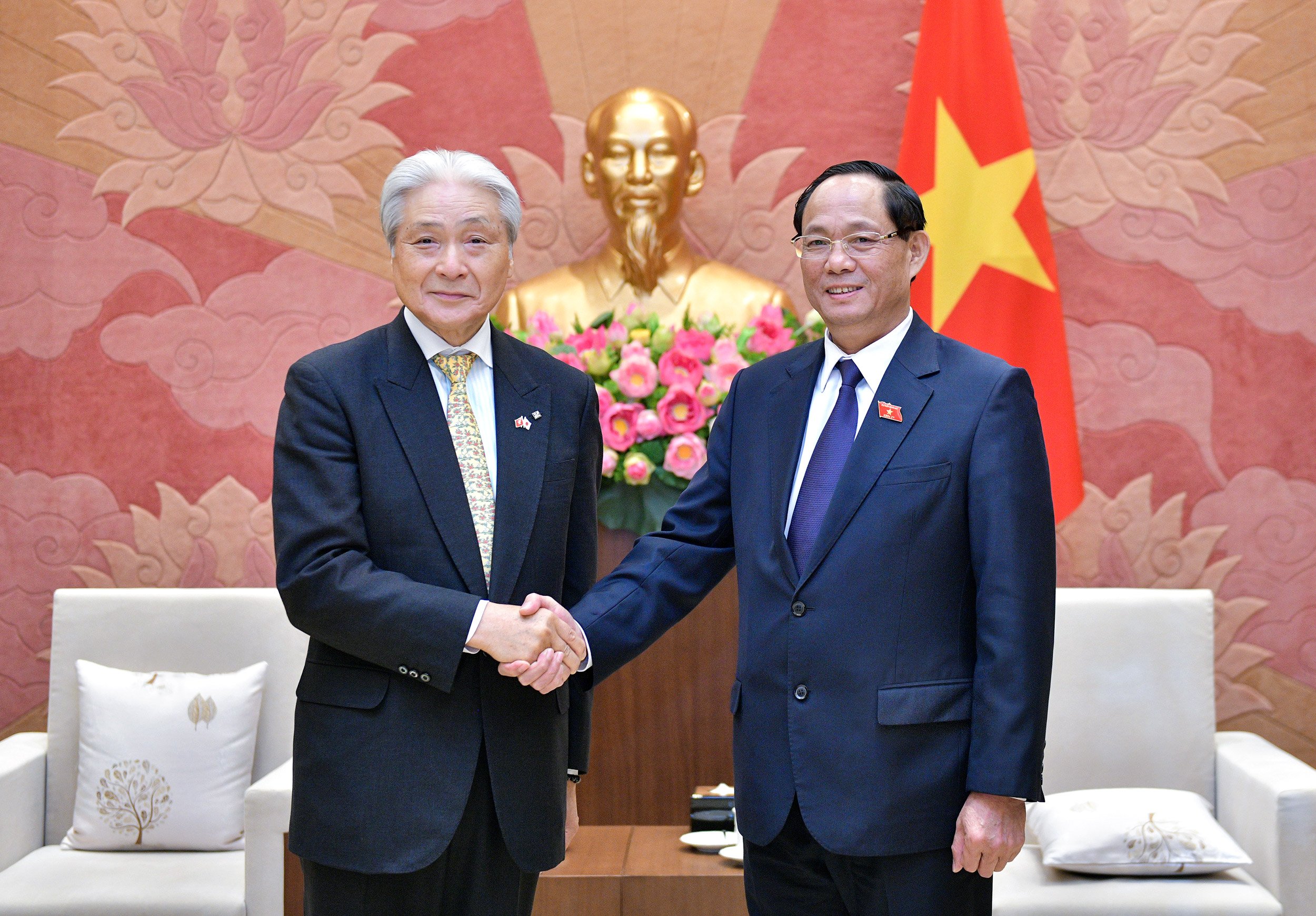 Le vice-président de l’AN Tran Quang Phuong reçoit le gouverneur de la préfecture japonaise de Tochigi