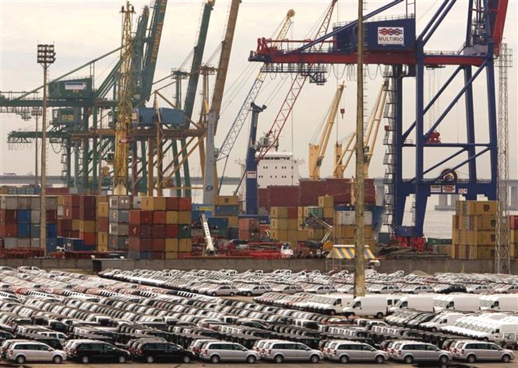 La croissance mondiale du PIB devrait s établir à 2,9 en 2023