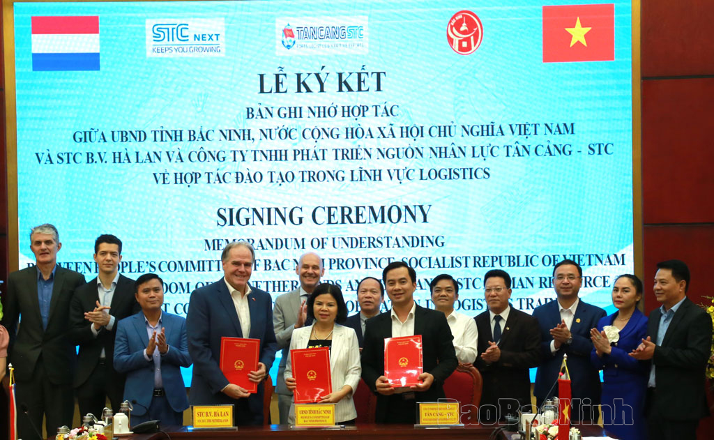 Bac Ninh coopère avec un groupe néerlandais dans la formation en logistique