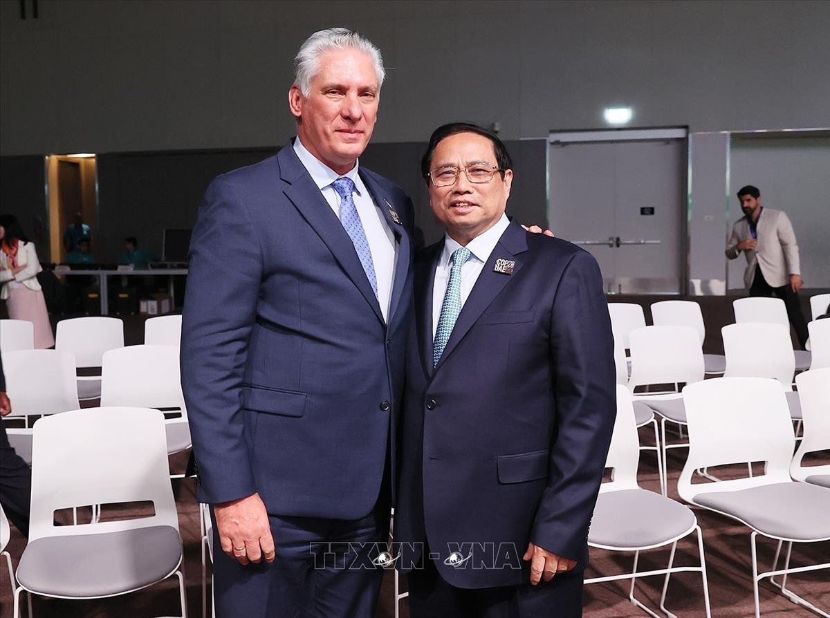 Le Premier ministre vietnamien rencontre les dirigeants de Cuba, de la BM et de la Suède à la COP28