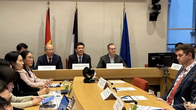 Le Vietnam dispose d’avantages particuliers pour promouvoir les relations ASEAN-France